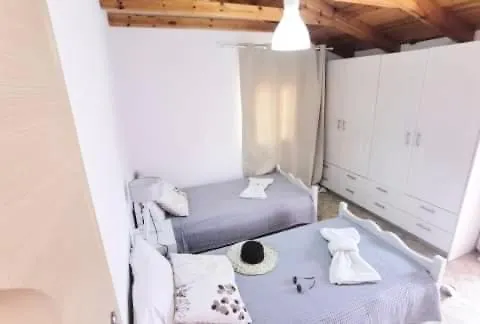 Julia House Σπίτι διακοπών